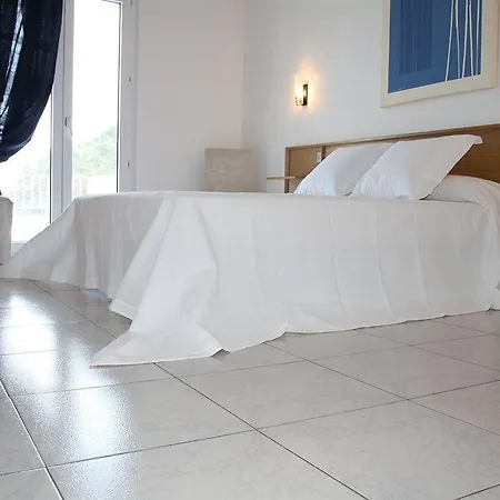 La Gambina 3* Colera