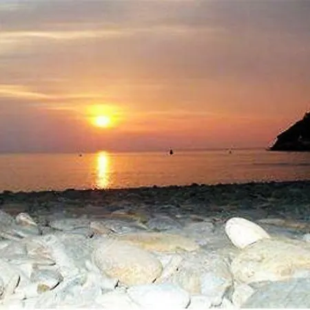 Ξενοδοχείο La Gambina 3*